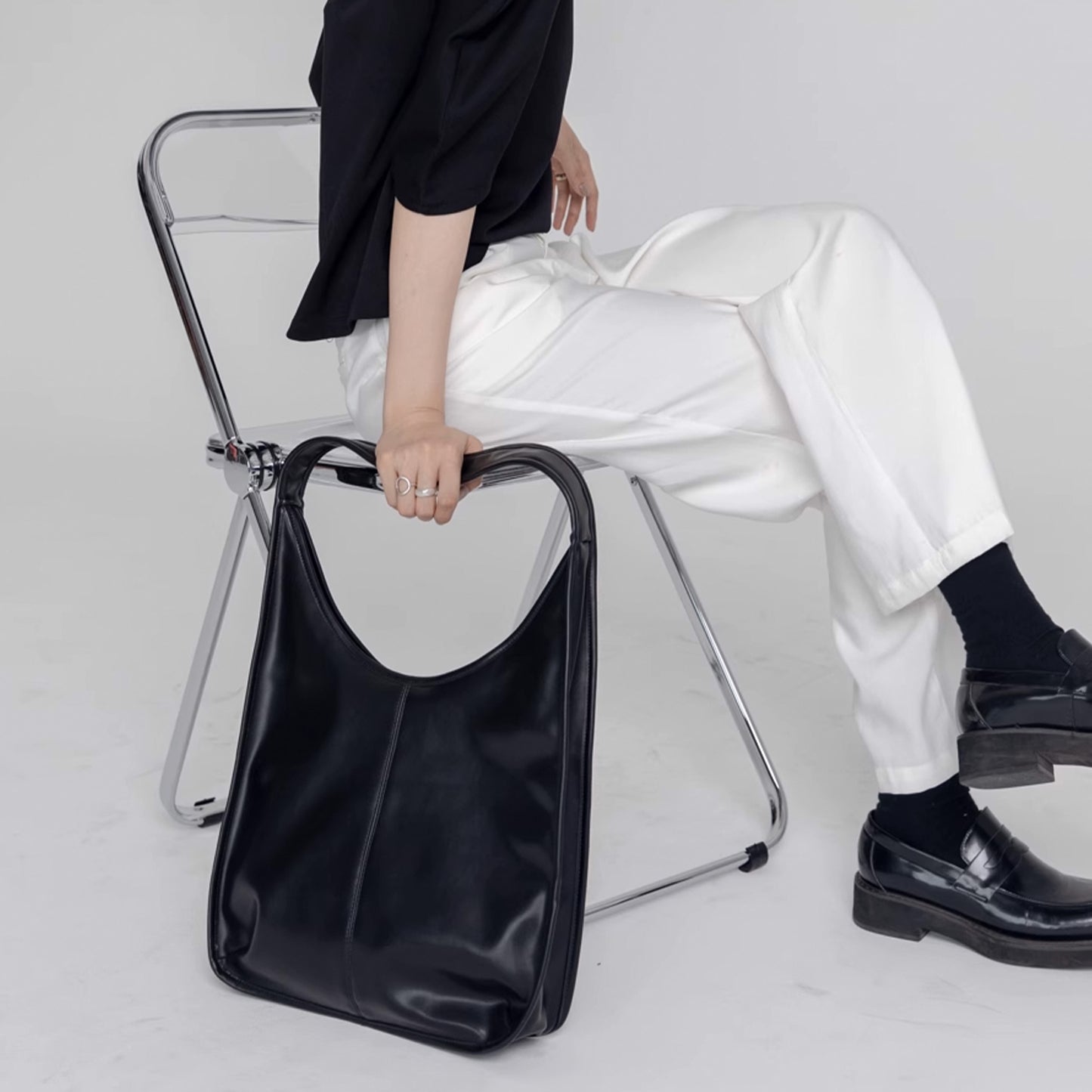 Black Swan Minimalist Wide Shoulder Strap Tote Bag