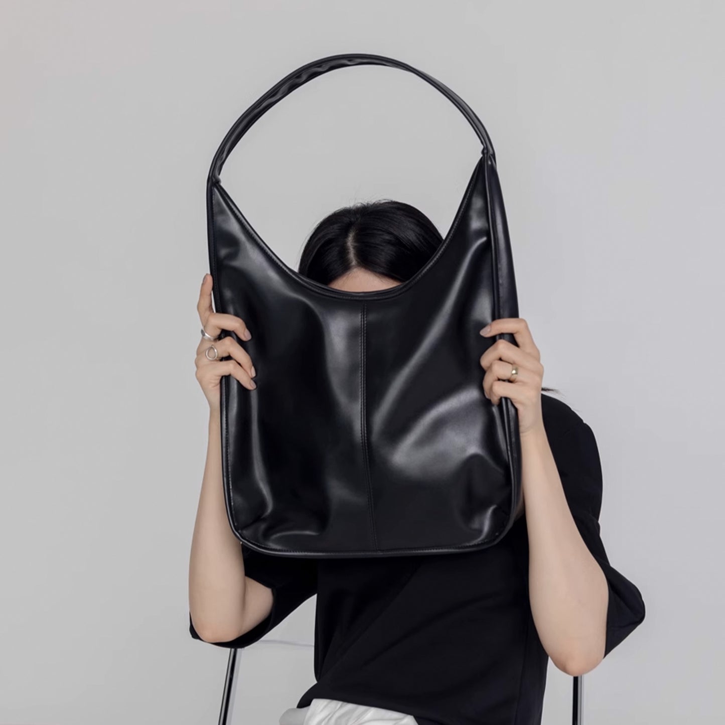 Black Swan Minimalist Wide Shoulder Strap Tote Bag